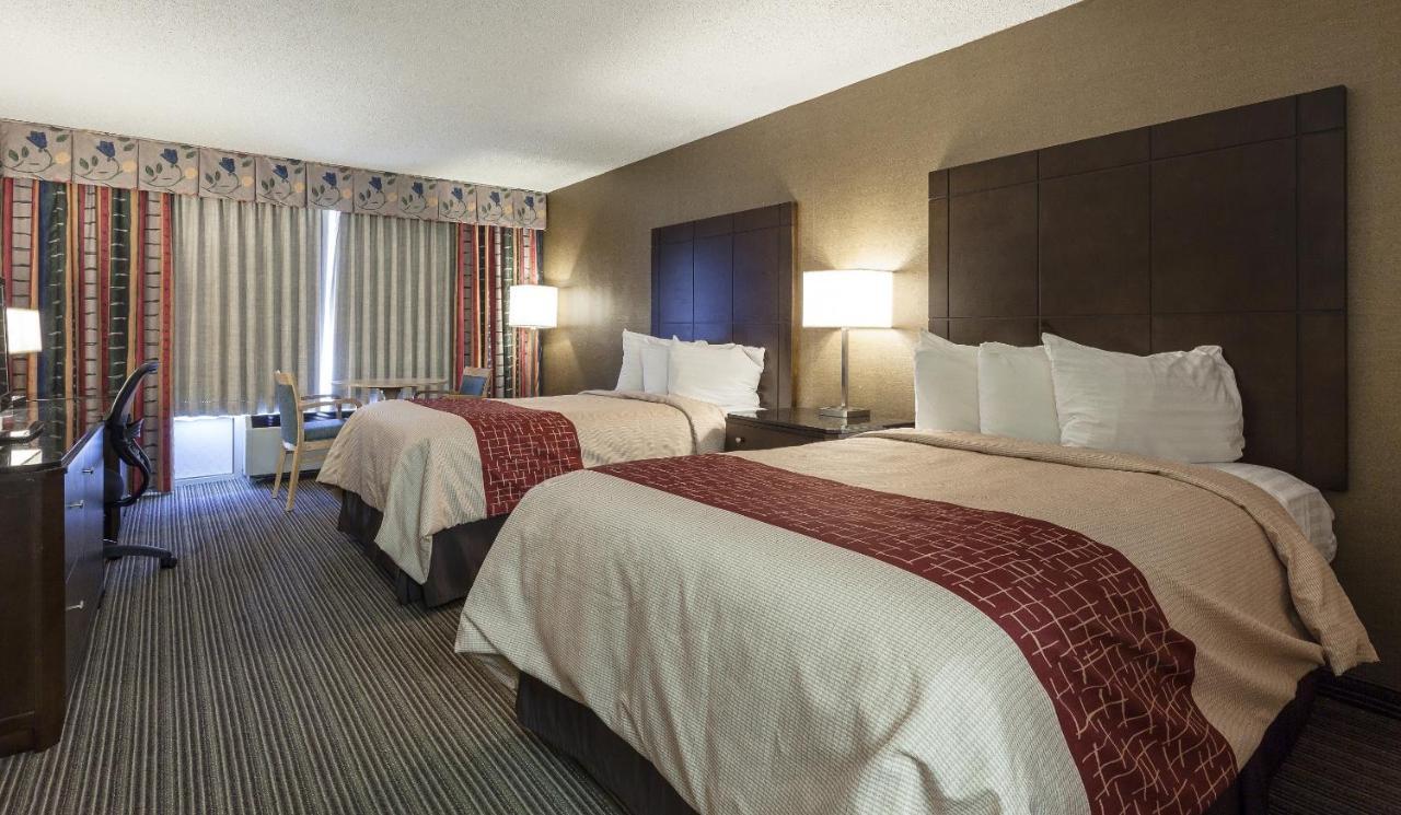 Red Roof Inn & Suites Dekalb Kültér fotó