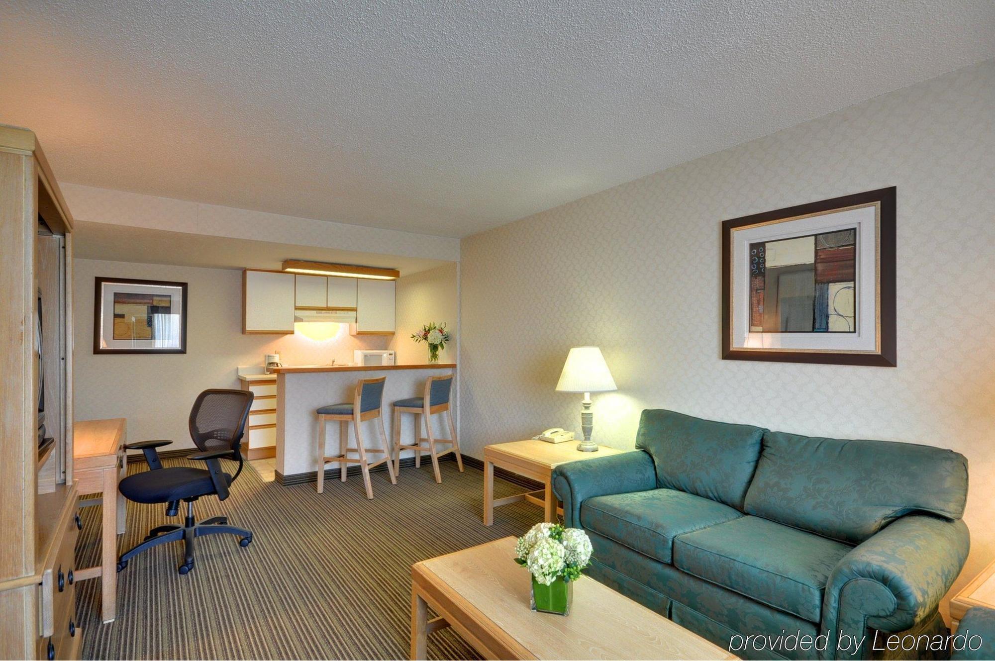 Red Roof Inn & Suites Dekalb Szoba fotó