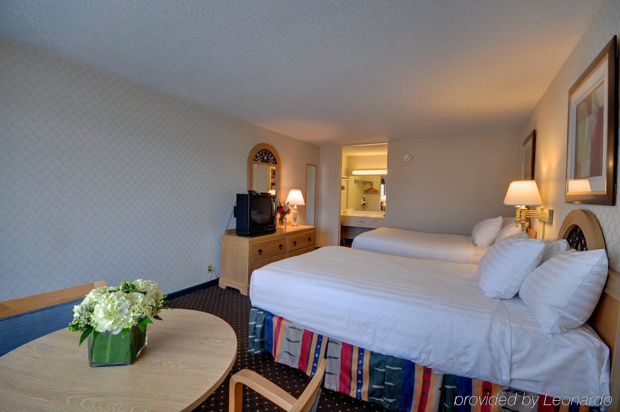 Red Roof Inn & Suites Dekalb Szoba fotó